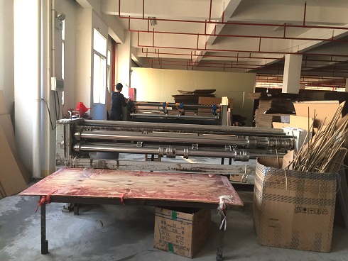 《一口气看完偷渡的女人》午夜高清完整版8